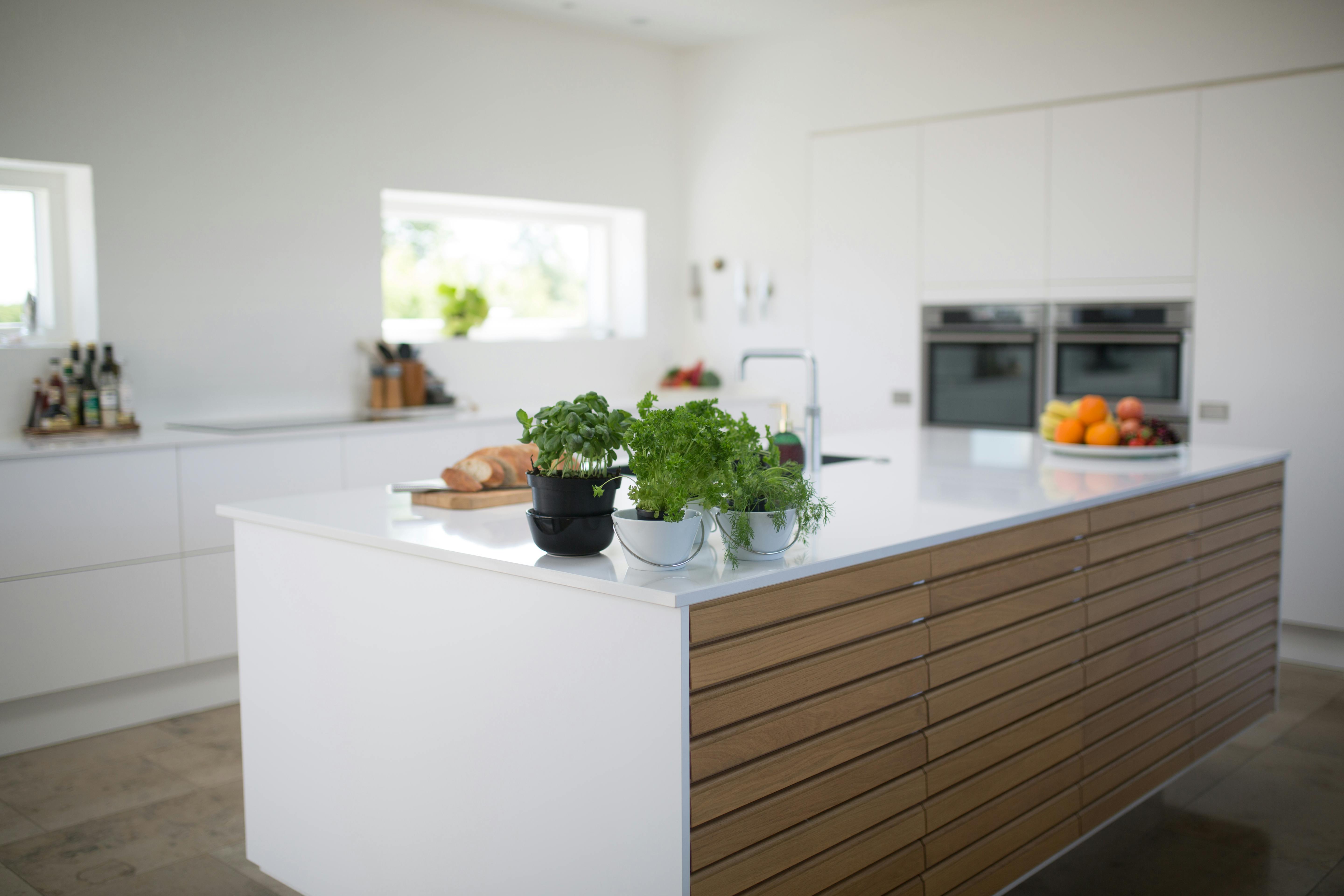 Kitchen countertop with vinyl kitchen wrap installed