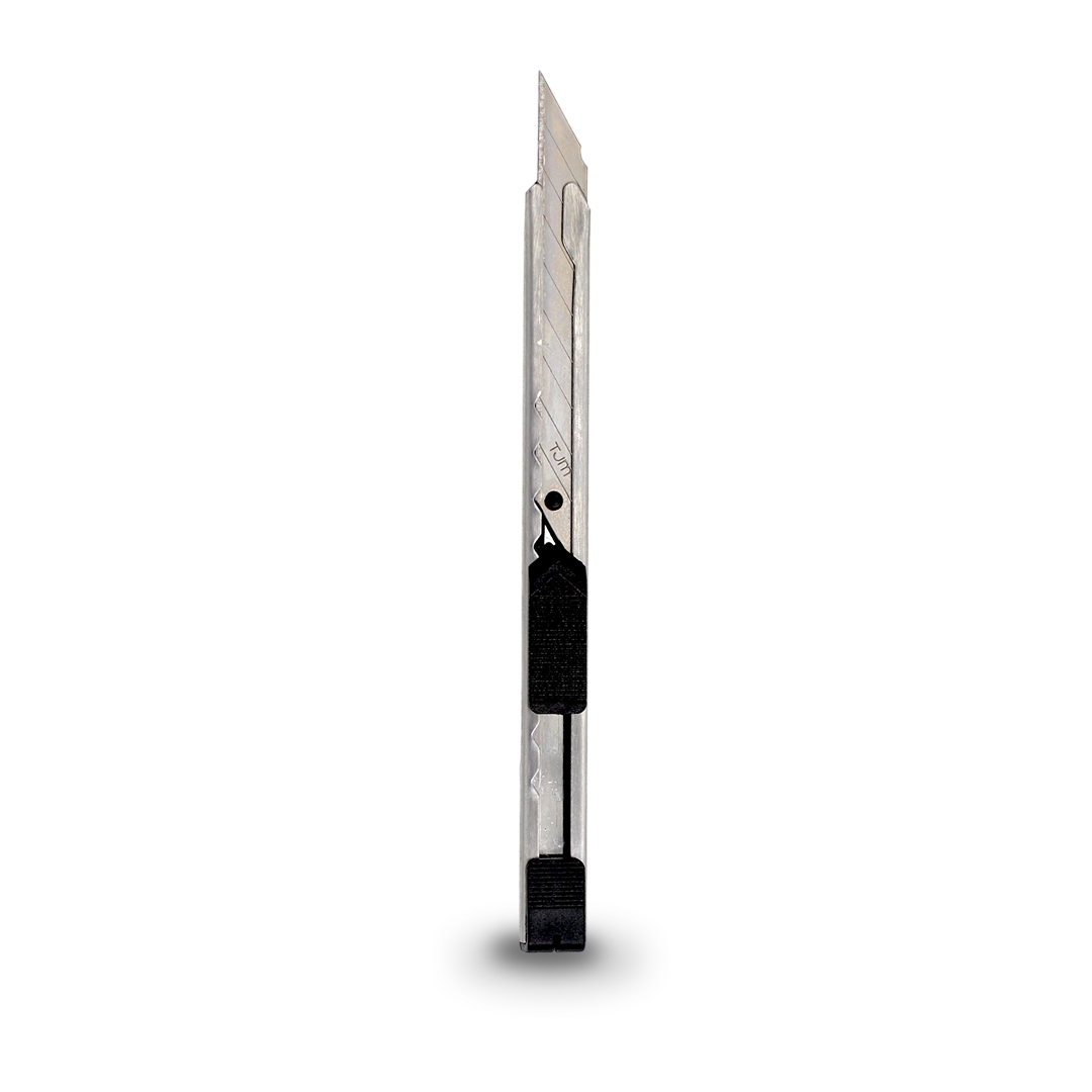 Black 30-degree 9mm knife for detailed vinyl cutting.