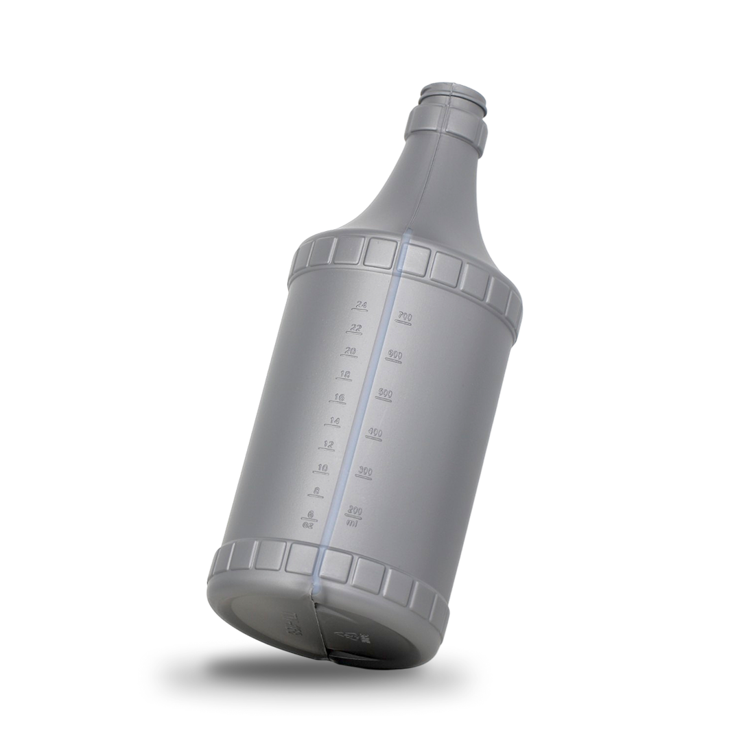 Large 900ml spray bottle for applying cleaning solution or slip solution during installs.